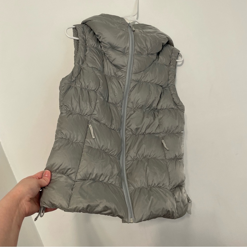 EDDIE BAUER 550 Fill Power GOOSE DOWN Puffer Vest Gray Grey Hooded Winter Small - Picture 9 of 16